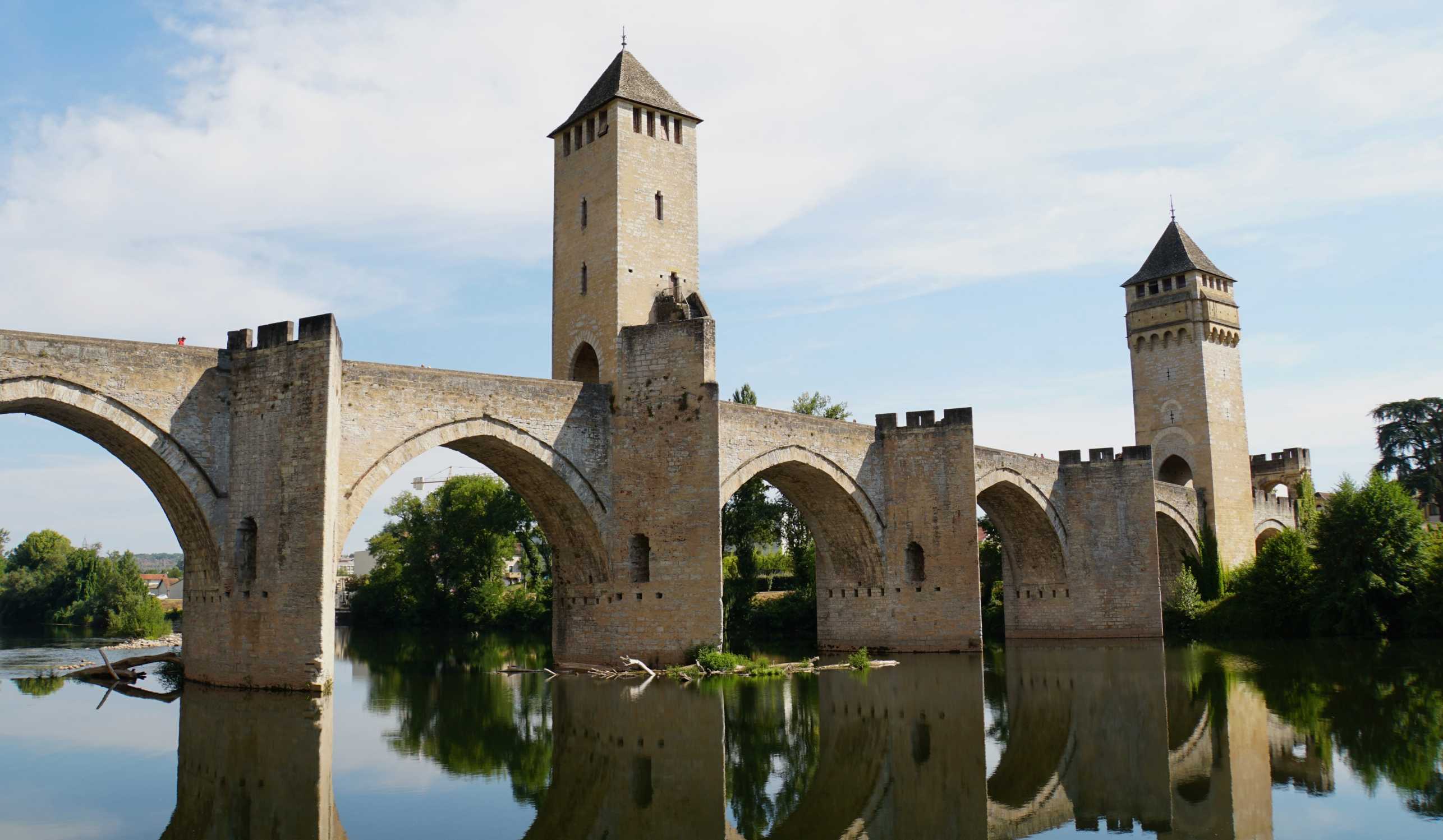 Vergrösserte Ansicht: Die Pont Valentré in Cahors, Frankreich (Foto: L. Carmona López)